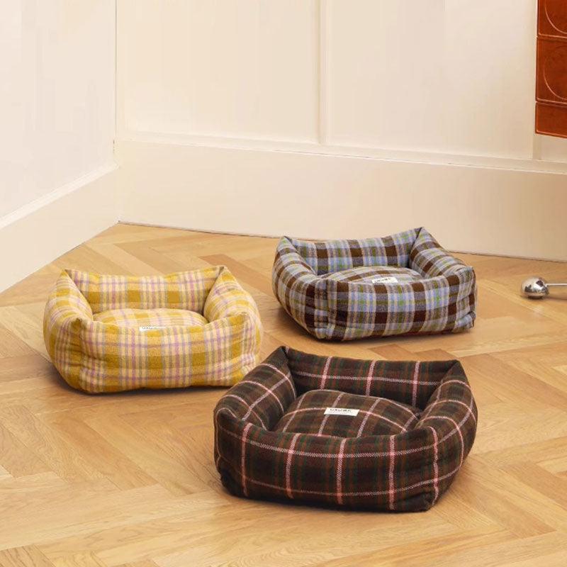 Dailypets Retro Cat Sofa Bed – Cushioned Plaid Pet Bed with Removable Cover