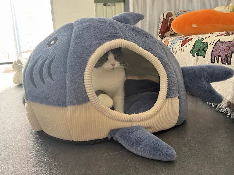 Dailypets Cute Shark Cat House – Warm Enclosed Bed for Cats and Small Pets