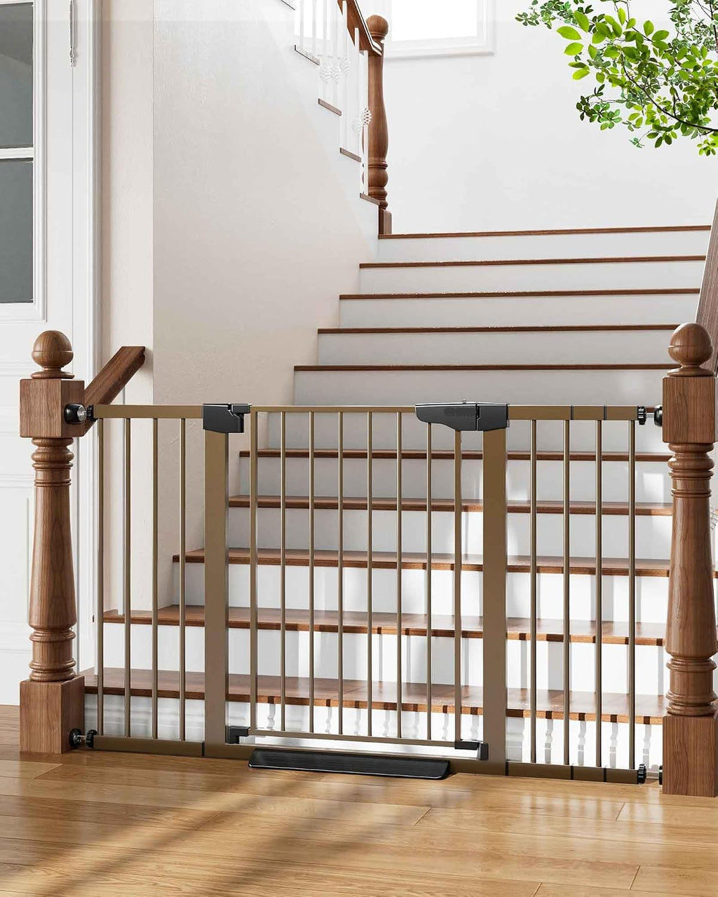 Poupipets Auto-Close Safety Gate for Babies and Dogs with Dual Lock and Pressure Mount