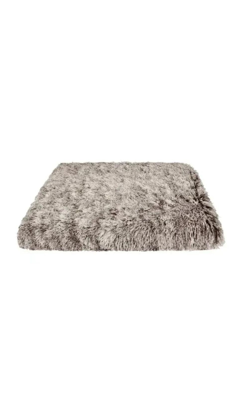 Coussin pour chien  en peluche déhoussable et lavable en machine