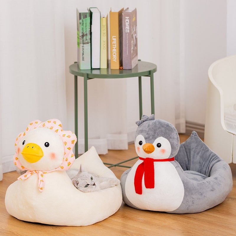 Dailypets Cozy Duck Cat Lounger – Adorable Plush Resting Bed