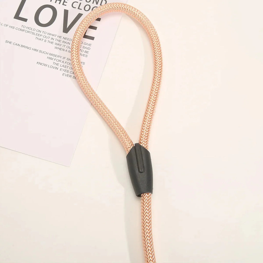 Dailypets Durable Dog Leash with Comfortable Grip for Training and Outdoor Adventures