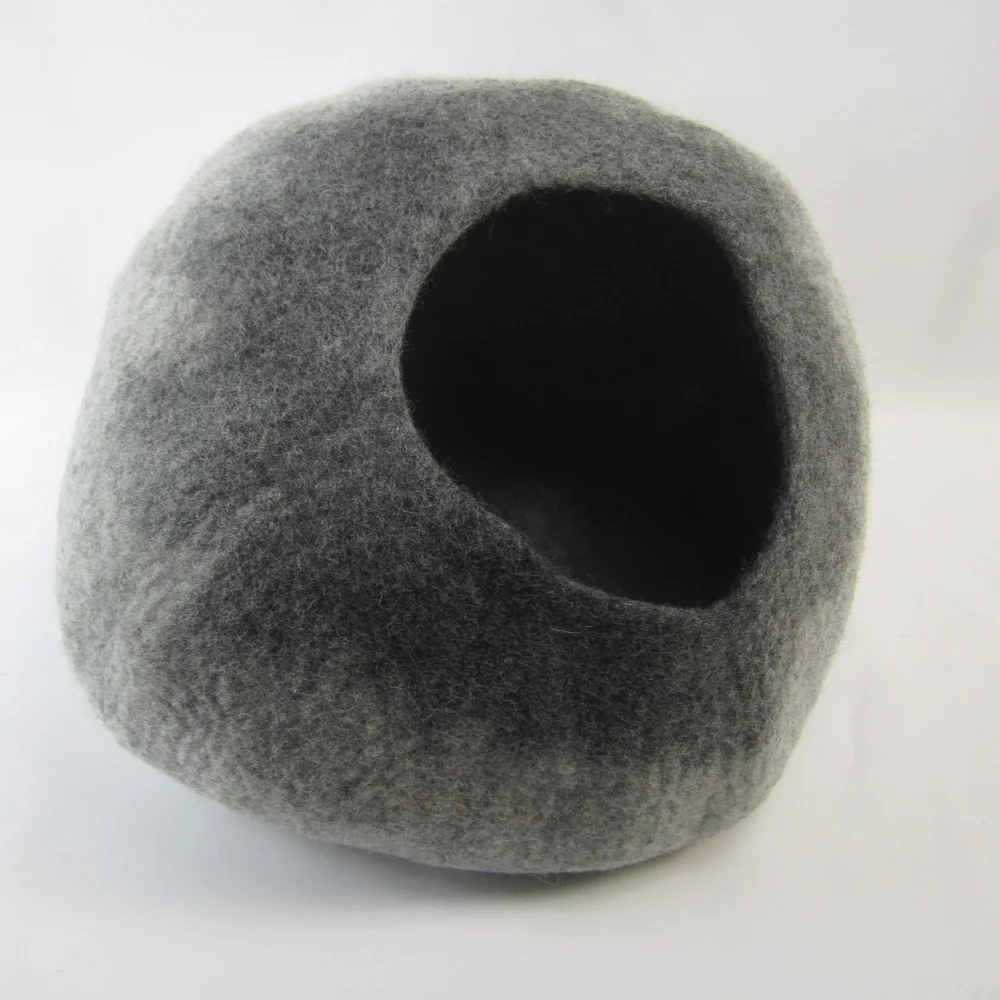 Dailypets Cozy Felted Wool Cat Cave Bed