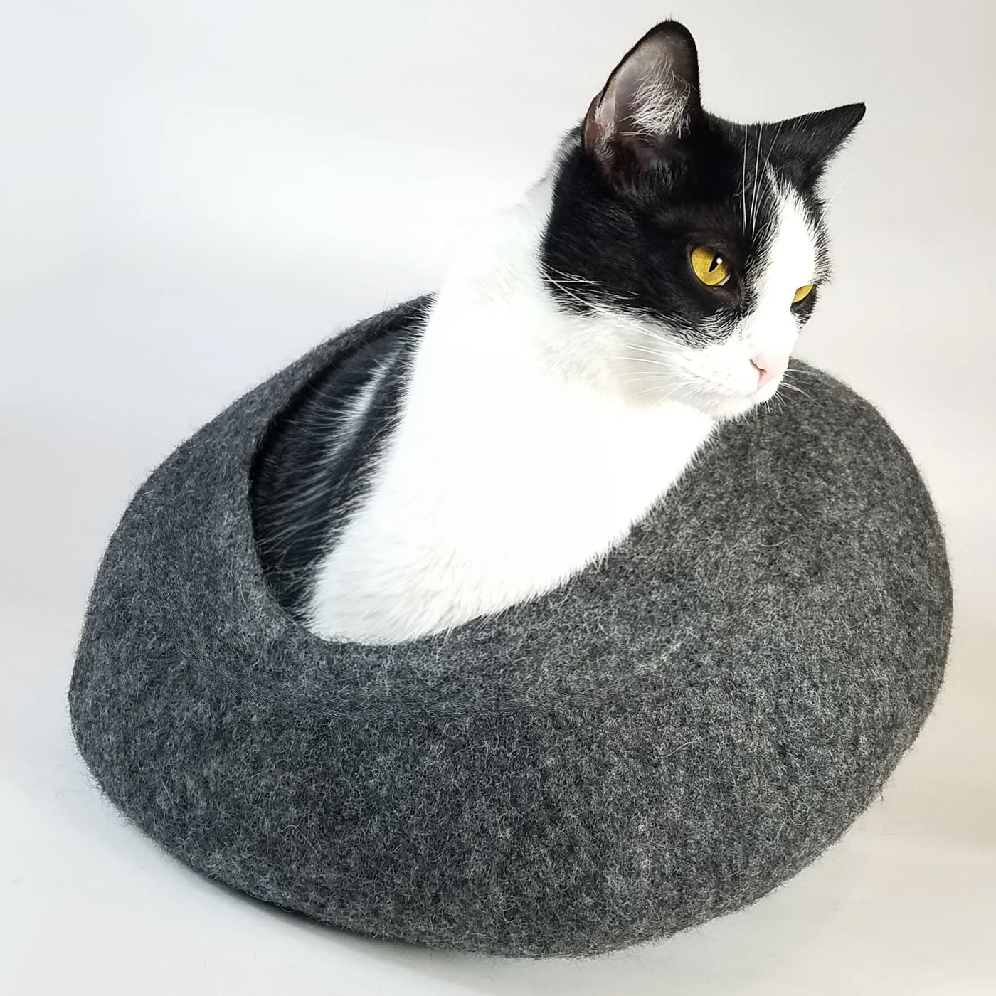 Dailypets Hand-Felted Cat Comfort Cave